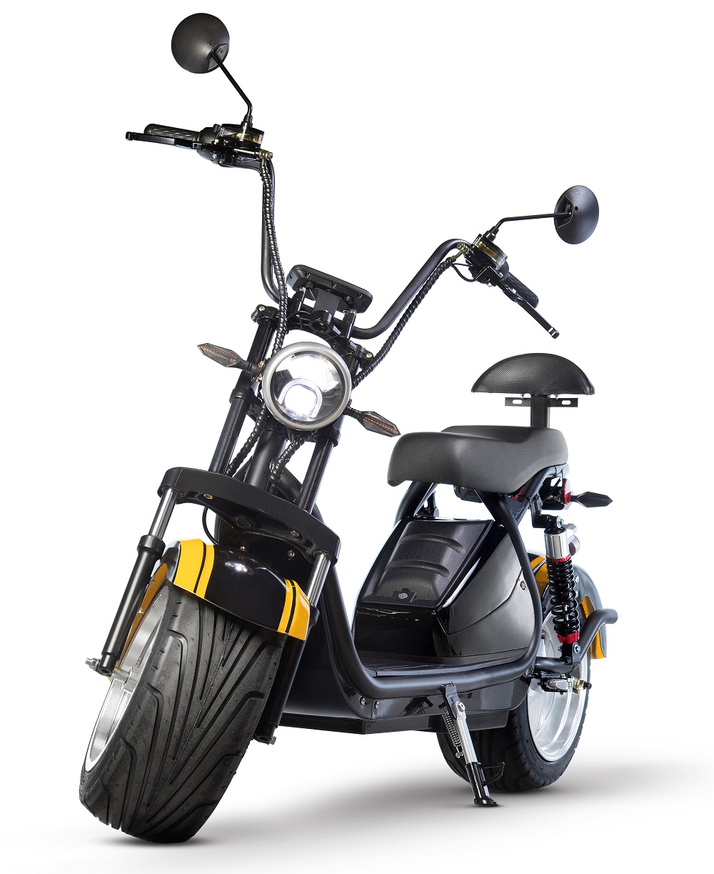 Scooter elétrica tem jeitão de moto grande, Automania